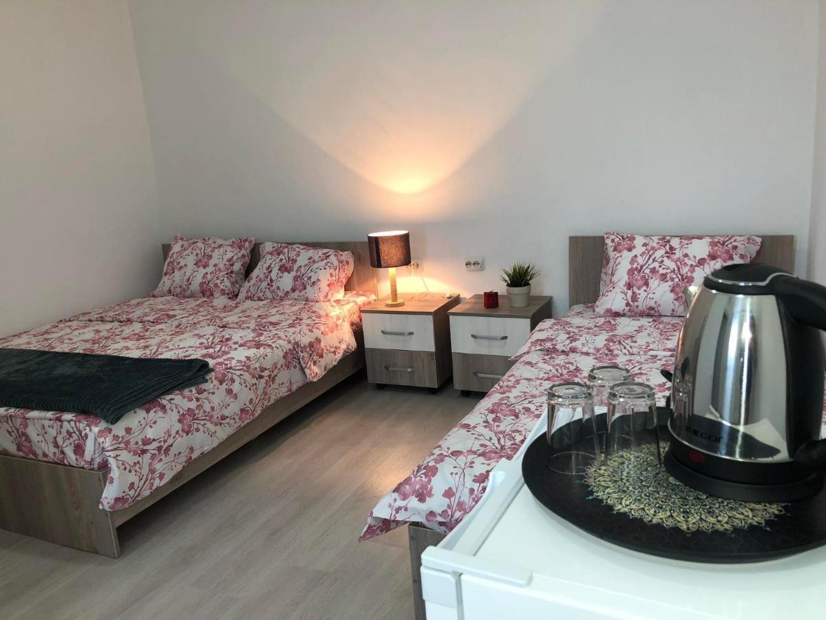 Astoria Luxe Apartment Куманово Екстериор снимка