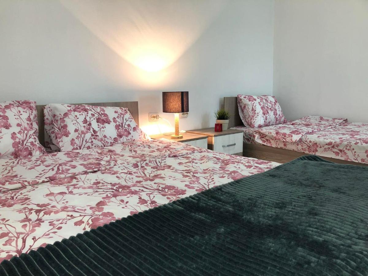 Astoria Luxe Apartment Куманово Екстериор снимка